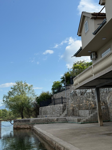 Sport & Beauty, Lake Skadar Paradise
