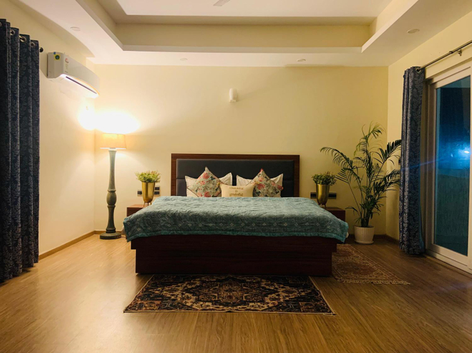 Bedroom 2, Umang - Premium Resort like Villa in Vrindavan, Mathura
