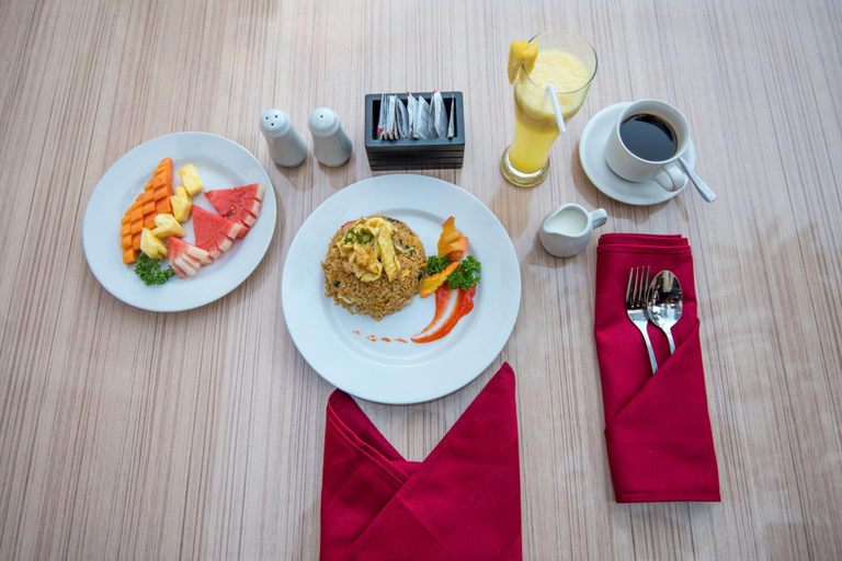 Food & Drinks 5, Legian Bisma Suite, Badung