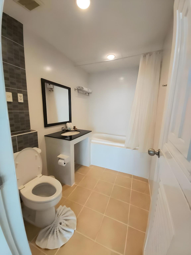 Bathroom, Ampo Residence Hotel, Uthai