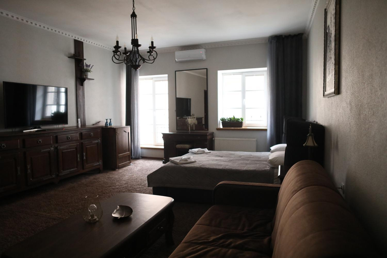 Bedroom 2, U Dominicana, Kamianets'-Podil's'ka