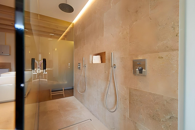Bathroom 4, Fil Suites, Baleares
