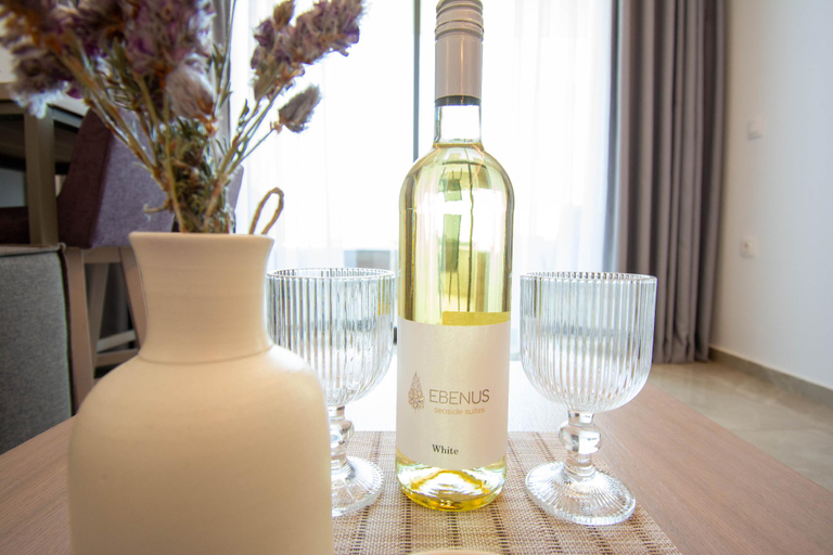 Food & Drinks 4, Ebenus Suites "by Checkin, Crete