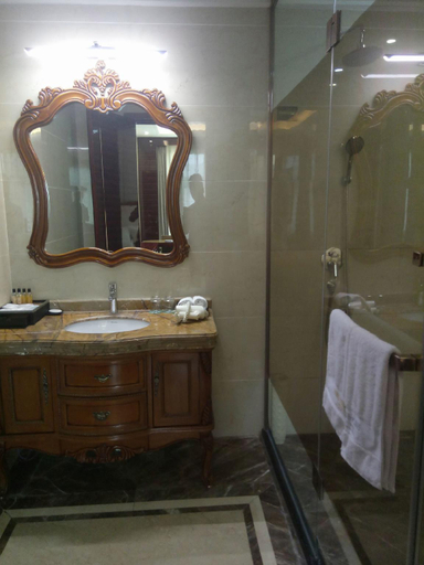 Bathroom, Senyuan International Hotel, Dingxi