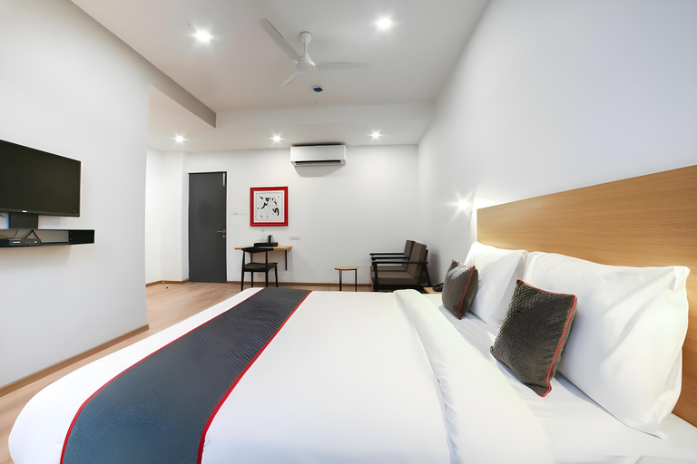 Bedroom 2, Hotel Green County, Thane