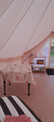 Bedroom 2, Le camping du capitaine, Haute-Marne