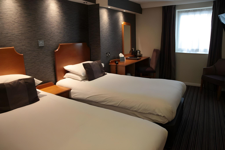 Bedroom 2, Mill Hotel & Spa Destination, Cheshire West and Chester