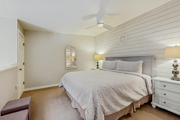 Bedroom 2, Jarvis #301, La Plata