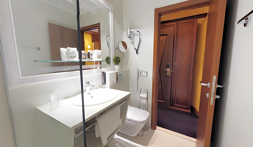 Bathroom, Historic Boutique Hotel Cattaro