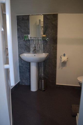 Bathroom 3, Borthwen B&B, Gwynedd
