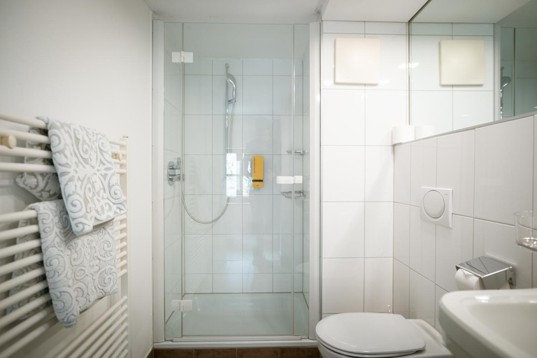 Bathroom 3, Landhaus Schosser-Brandler, Schwaz