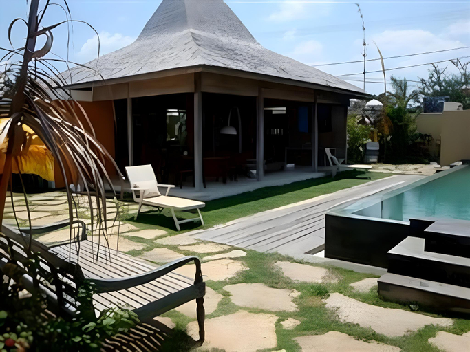 Others 3, Villa Casabianca, Badung