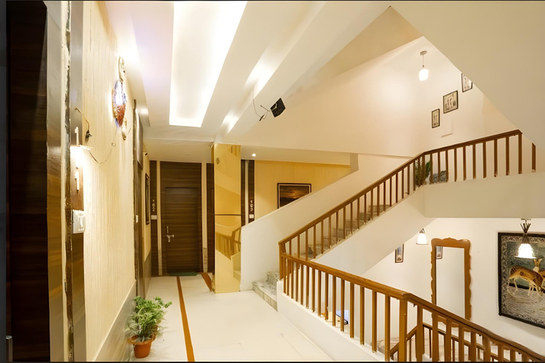 Public Area 3, Hotel Pachmarhi, Hoshangabad