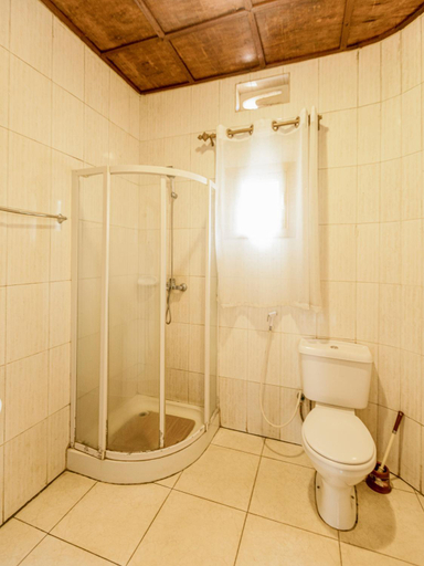 Bathroom 5, Hotel Saint jean Leopold Apartment, Kicukiro