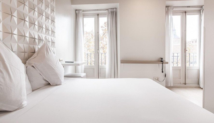 Bedroom 3, Urban Sea Hotel Atocha 113, Madrid