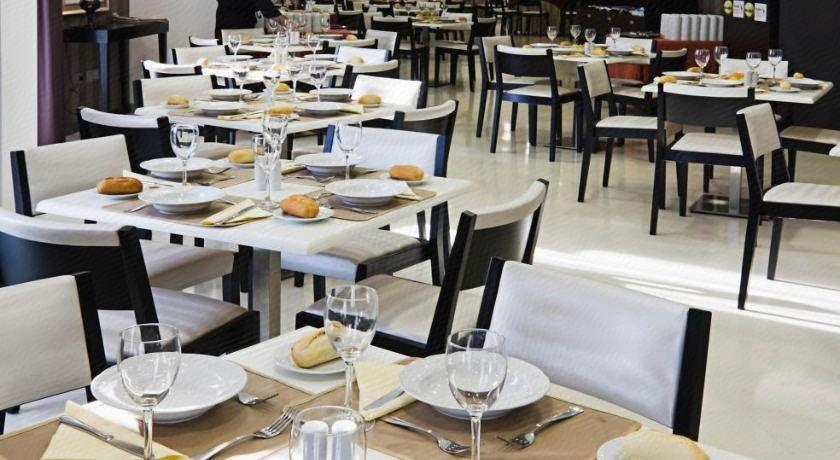 Food & Drinks 5, YIT Via Sevilla Mairena, Sevilla