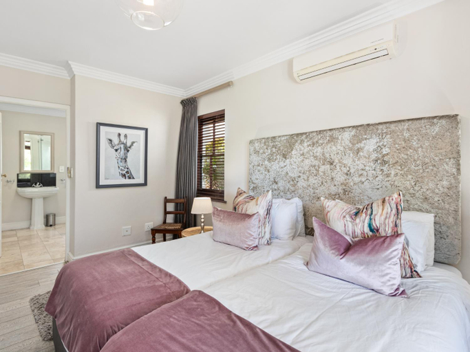 Bedroom 3, Winelands Golf Lodges 2, Cape Winelands