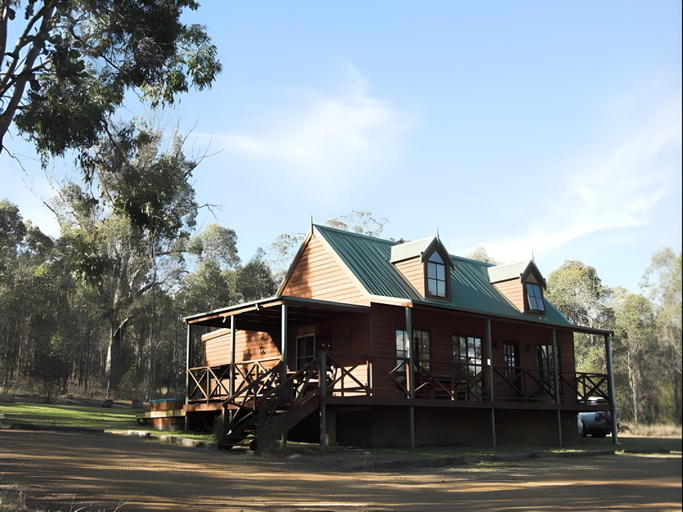 Others 4, Manzanilla Ridge, Cessnock