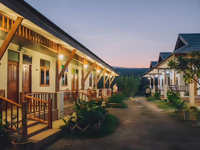 Exterior & Views 4, Huenhughod the resort, Hot