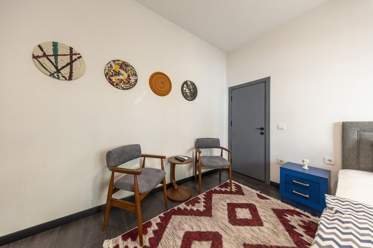 Others 5, Hexa Suites, Şişli