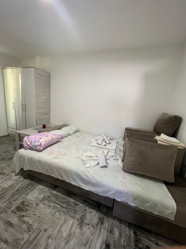 Bedroom 2, Apartments Dijar