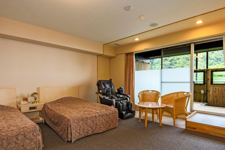 Bedroom 2, Izu AZUMA, Higashiizu