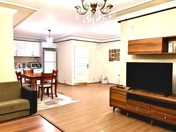 Others 3, Halic apart, Merkez