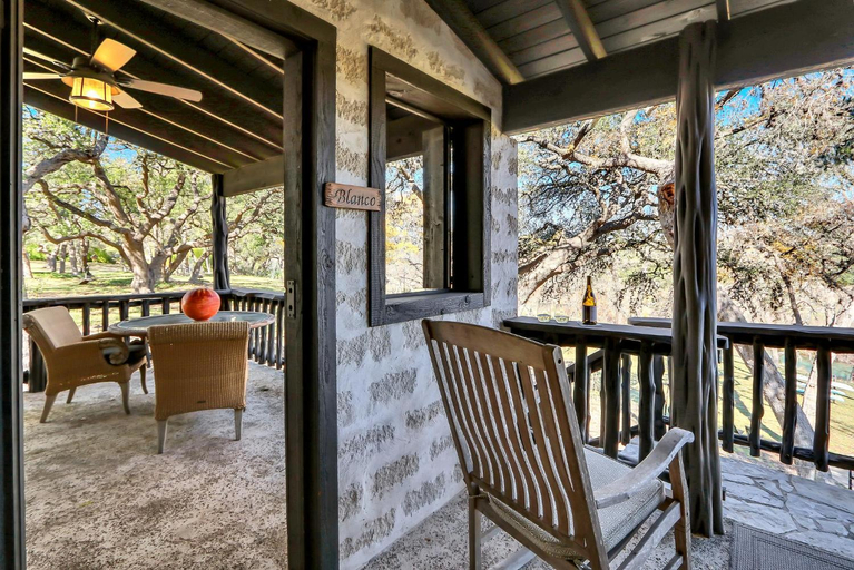 Others 2, River Lodge- Blanco Suite, Hays