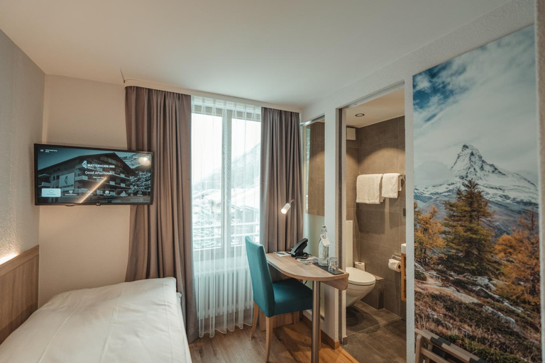 Bedroom 2, Hotel Matterhorn Inn, Visp