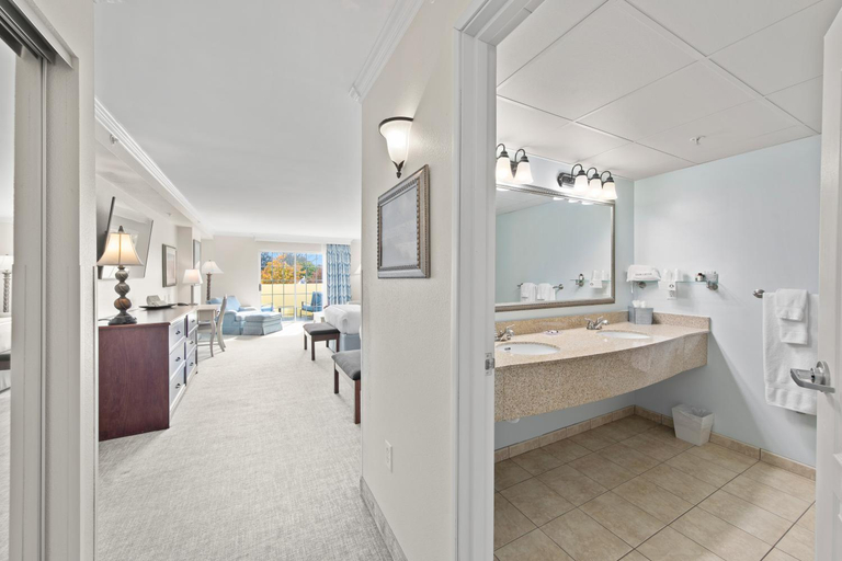 Bathroom 4, Hotel Rehoboth, Sussex