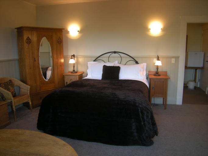 Bedroom 4, Braestone Lodge, Dunedin