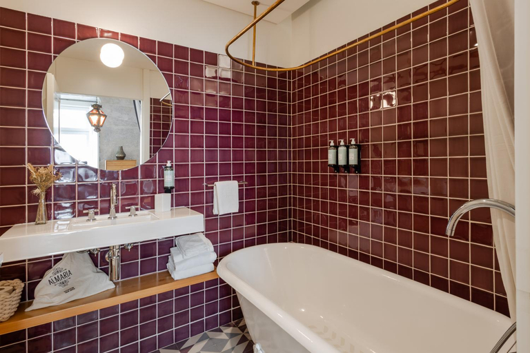 Bathroom 4, Almaria - Da Corte Apartments | Chiado, Lisbon