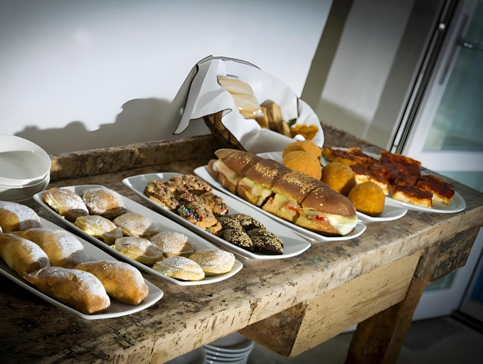 Food & Drinks 4, Tannur B&B, Trapani
