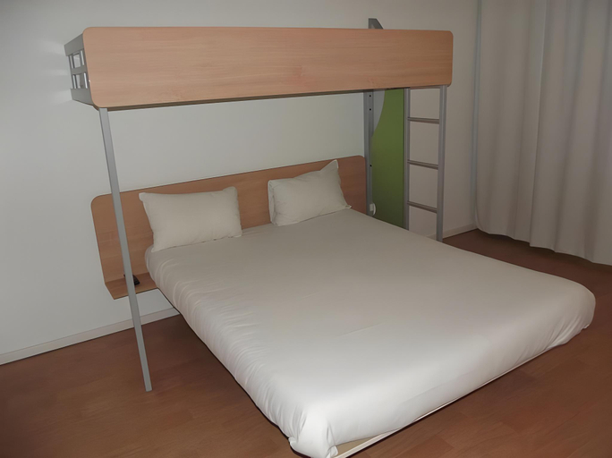 Bedroom 2, ibis budget Angouleme Nord, Charente