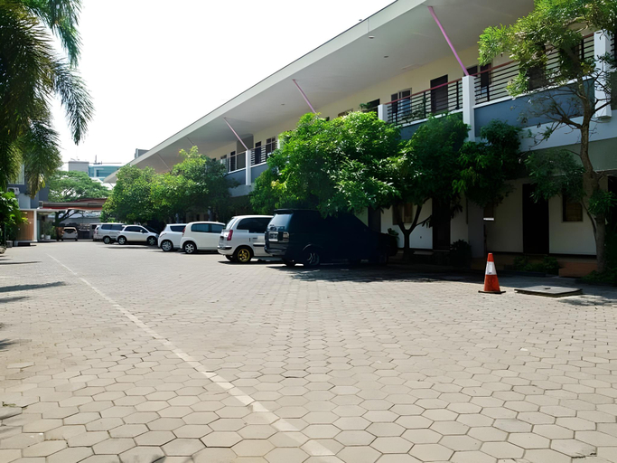 Exterior view, Hotel Kings Kudus, Kudus