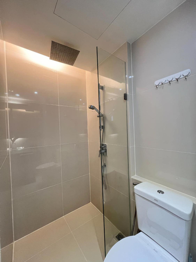 Bathroom 5, Grande Caribbean Hotel Resort Pattaya, Pattaya
