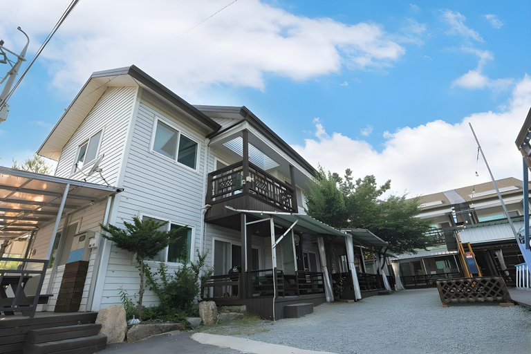 Others 2, Starlight Pension, Goesan