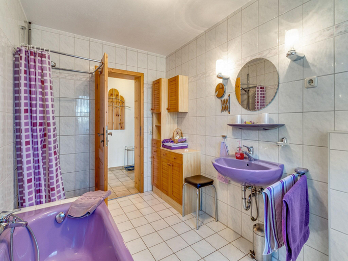 Bathroom, Garden Stay in Steingaden, Weilheim-Schongau