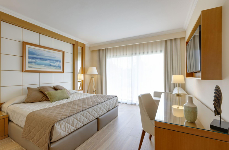 Bedroom 3, PortAventura® Hotel El Paso - Includes PortAventura Park Tickets, Tarragona