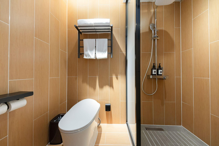 Bathroom 4, Ji Hotel (Taiyuan Tiyu Road), Taiyuan