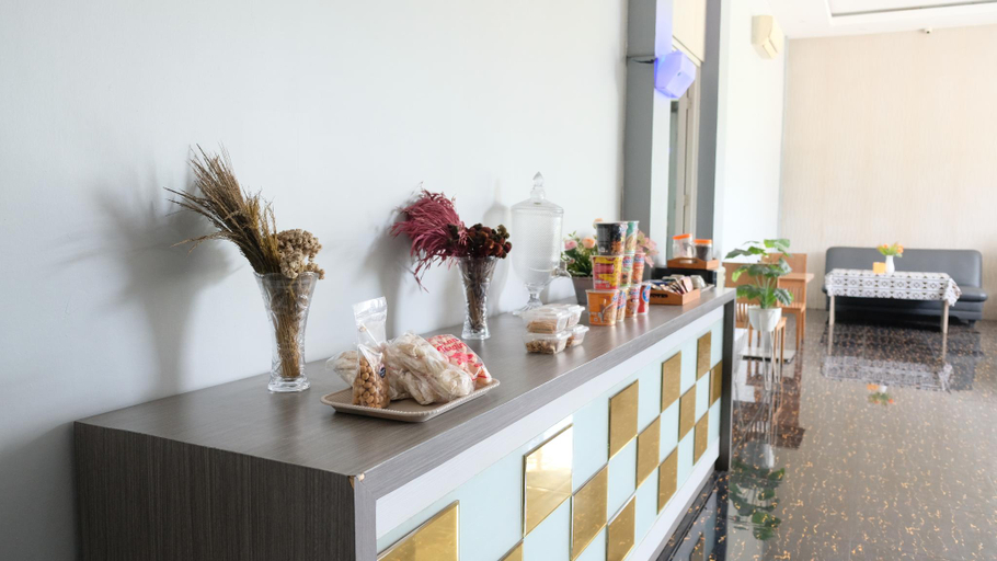 Others 4, LG Hotel Jember by Callirooms, Jember