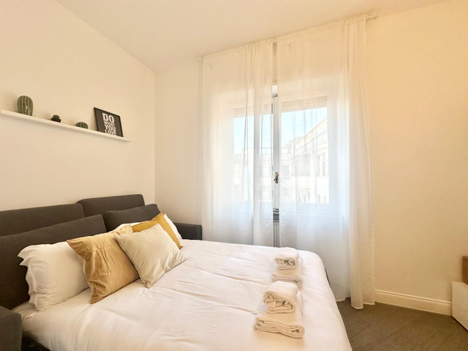Bedroom 2, Sergio I Apartment, Rome
