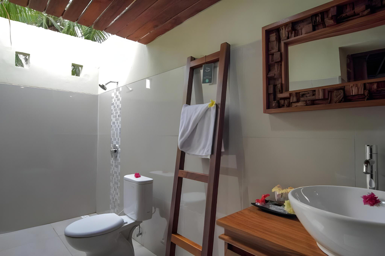 Bathroom 5, Sadev Resort, Lombok