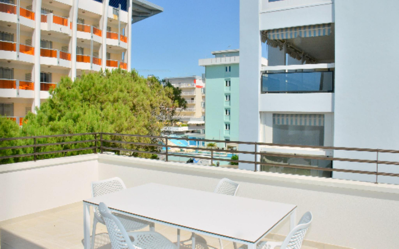 Balcony/terrace 3, Sunny and bright beautiful apartment, Venezia