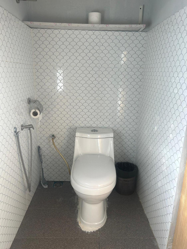 Bathroom 2, Merdeka Guest House 2, Kuching