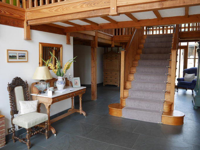 Public Area, North Downs Barn, Kent