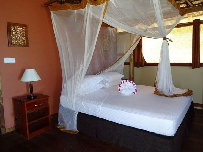 Bedroom, Barry's Beach Resort, Pangani