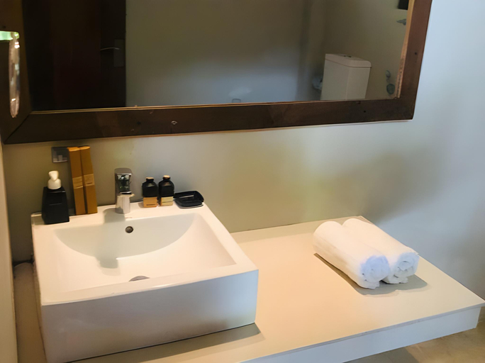 Bathroom 4, Clio Ella Resort, Ella