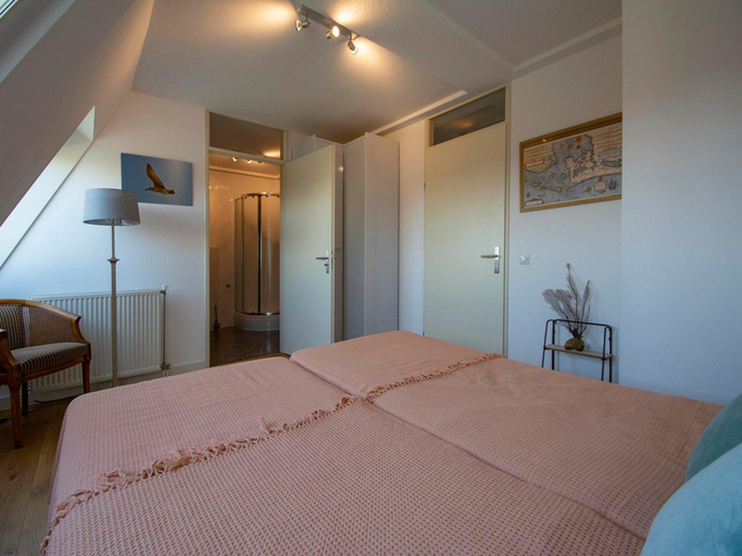 Bedroom 2, Penthouse Duinerei by the sea with sauna, Zijpe