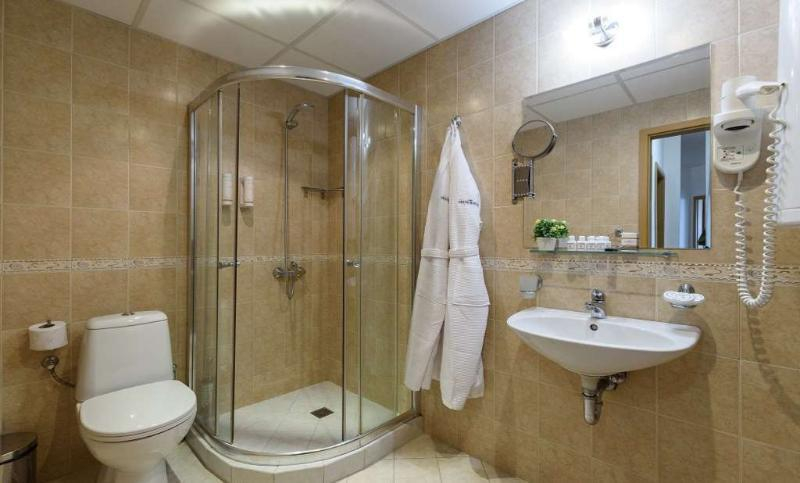 Bathroom 3, Kralev Dvor Hotel, Bansko